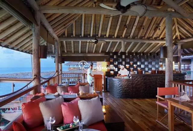 马尔代夫拉姆岛六善酒店水上餐厅