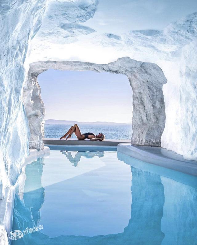 希腊悬崖海景酒店